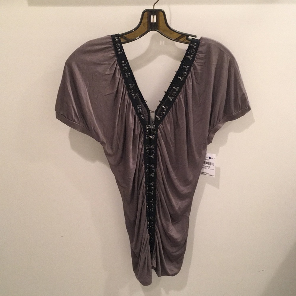 Soul Revival - Grey ruched top - NWT - size Large